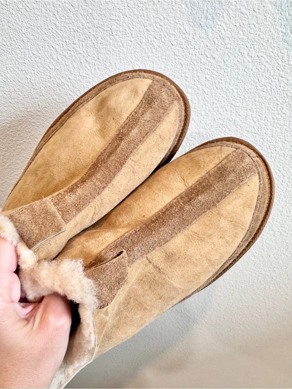Cozy Cabin Shearling Suede Slippers Australian Sheepskin Booties Mens 12 D06